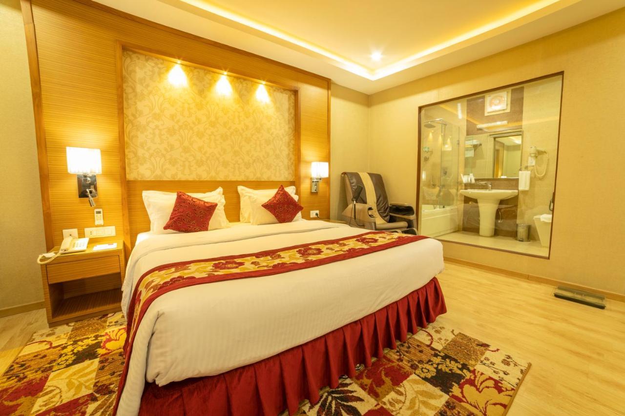 Hotel Harrison Palace Biratnagar Exterior foto